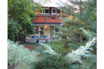 Hungría Privát Eger, Exterior